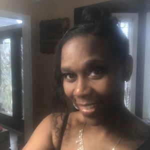 Meet your Posher, Talisha